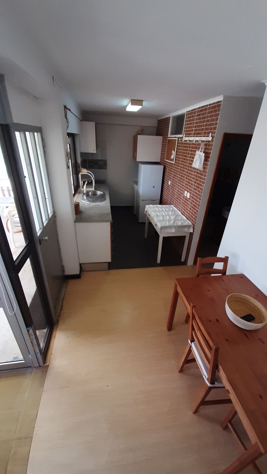 Quarto alugo  são Domingos de Rana
