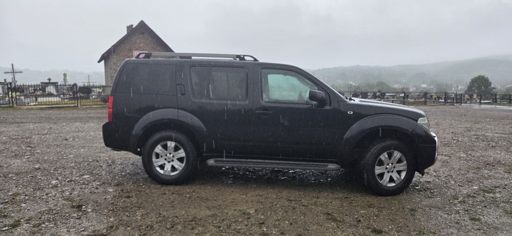 Nissan Pathfinder 2.5 dCi 4x4 hak