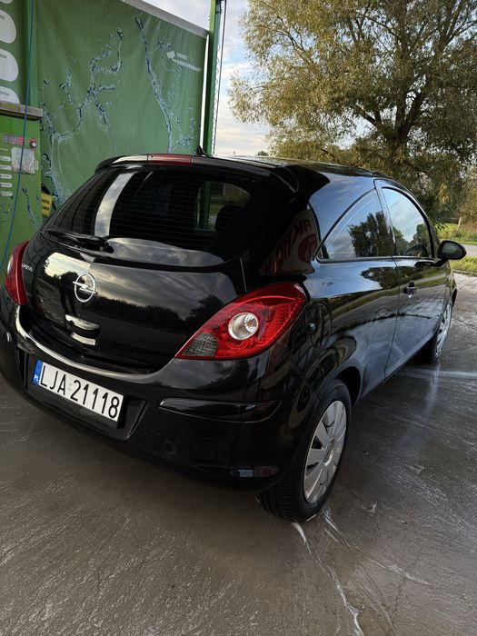 Opel corsa D 1.2 3 - drzwiowy