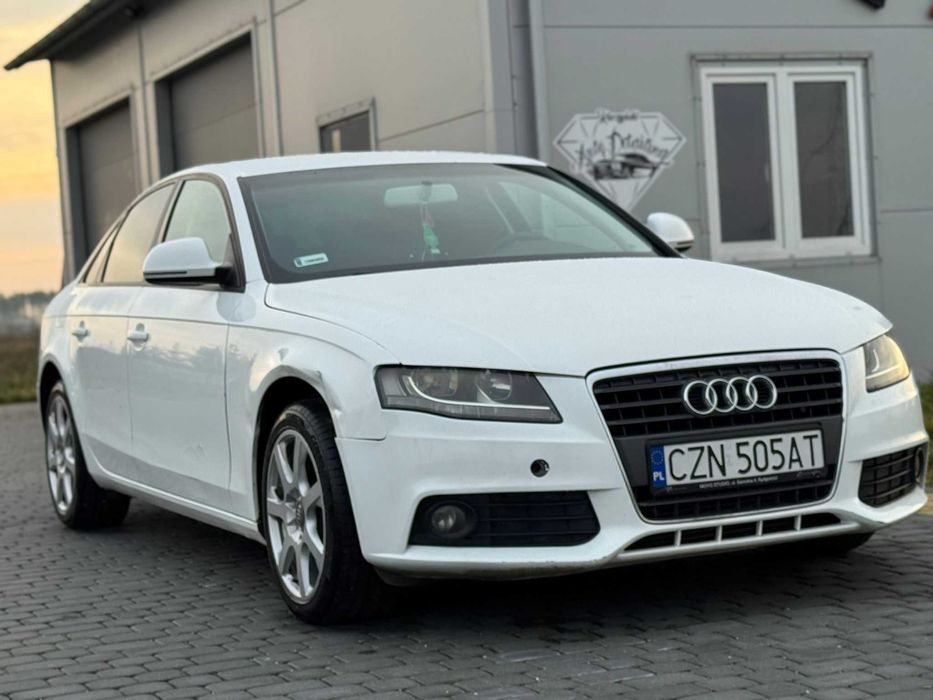 Audi A4B8 1.8 benzyna