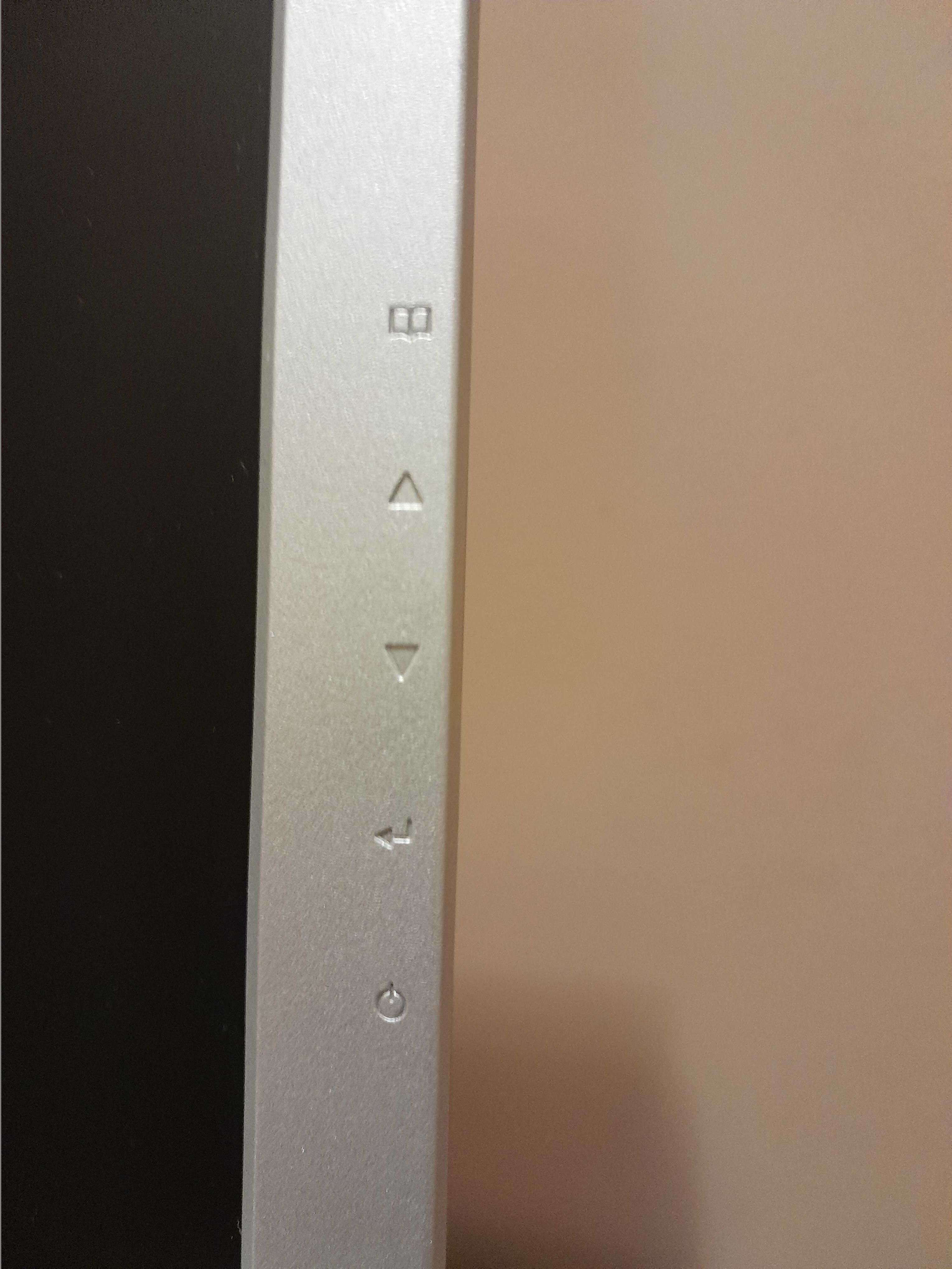 Monitor LG Flatron, 19" model L1919S, sprawny