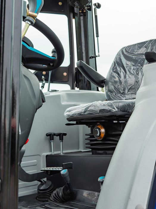 Мінітрактор Файтер 504 Реверс Кондиціонер Примусова гідравліка Акція