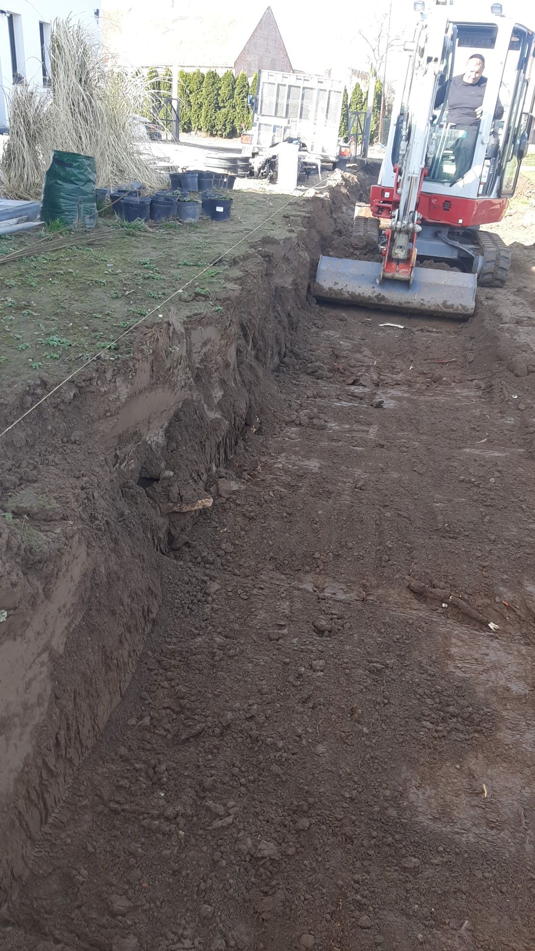 USŁUGI MINIKOPARKĄ  wywrotka 3.5 t odwodnienia przyłącza drenaż