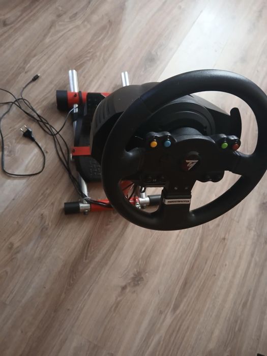 ZESTAW Kierownica Thrustmaster TMX FFB ze stojakiem Okazja