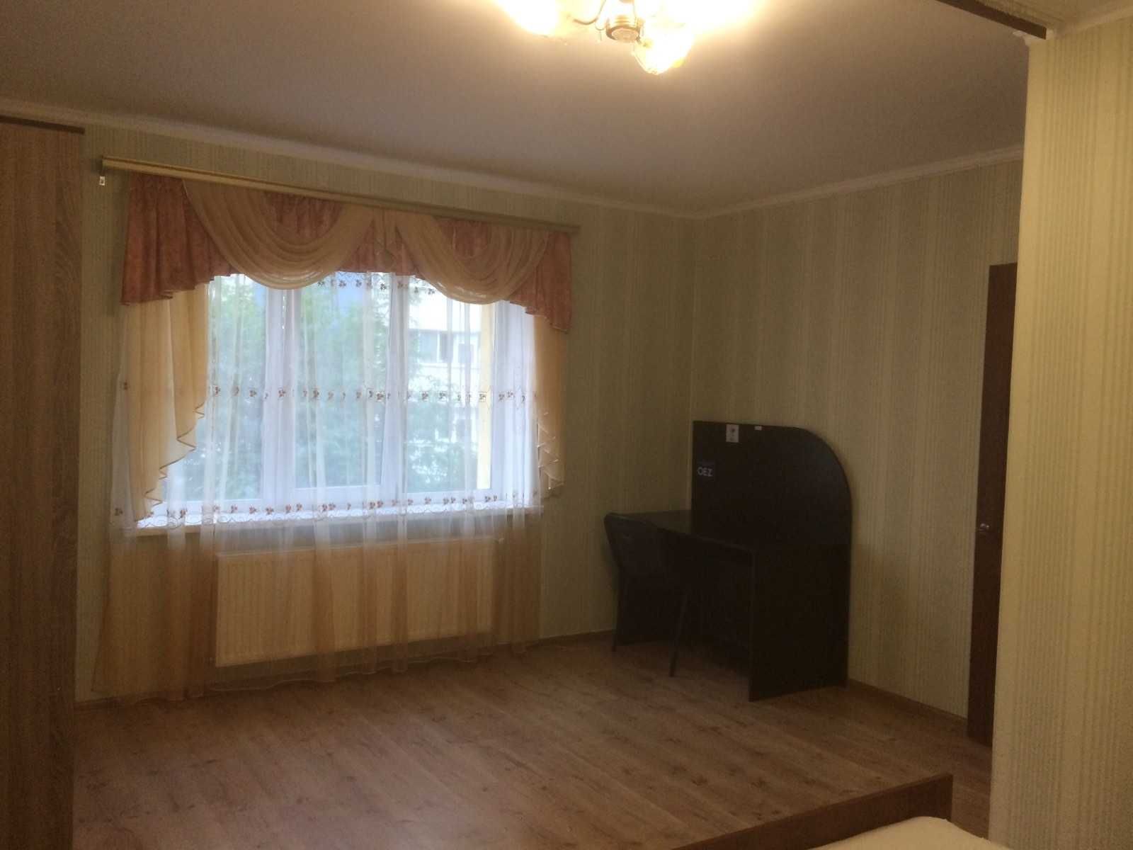 Продаж 1к квартири 40.2 кв.м р-н Озерна  ID: 33714 PDL