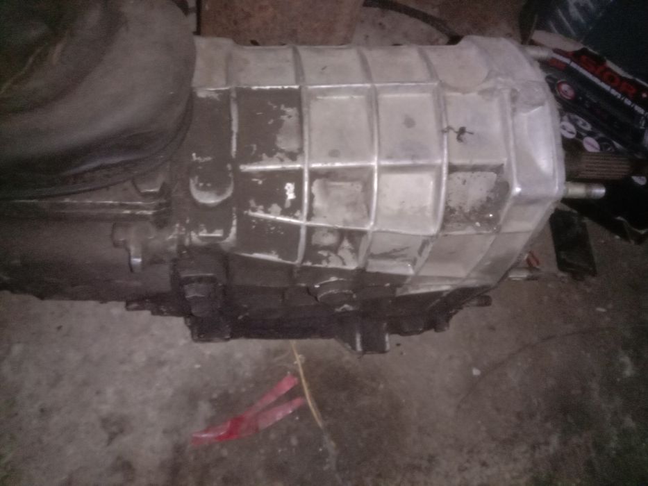Продам КПП коробку 5 ступку
