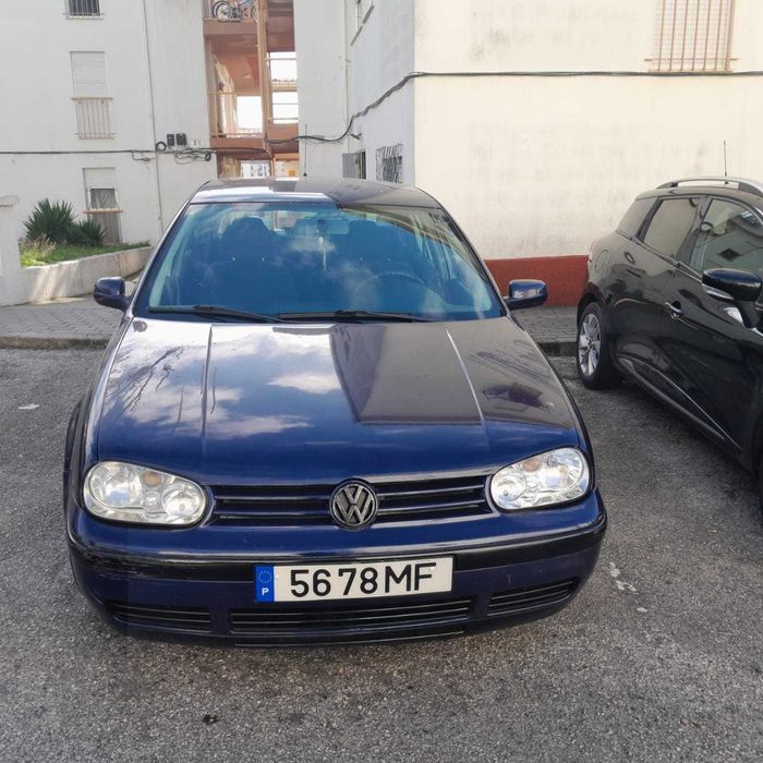 Carro Volkswagen Golf