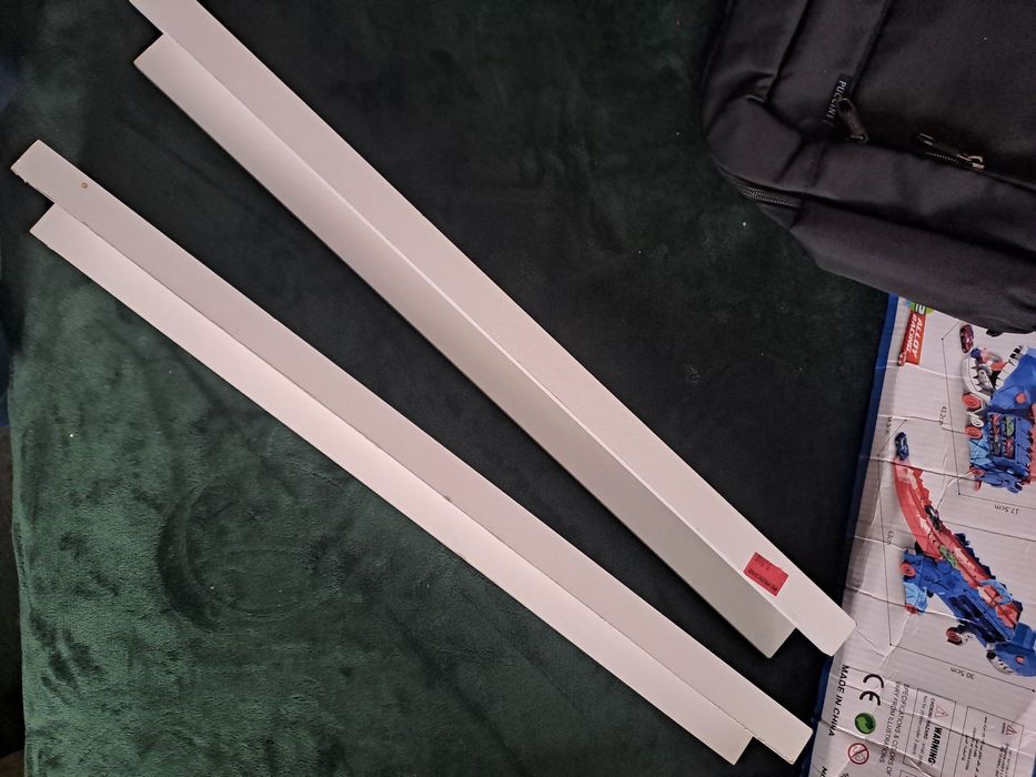 2 półki na książki kupione na promocji Pepco nowe