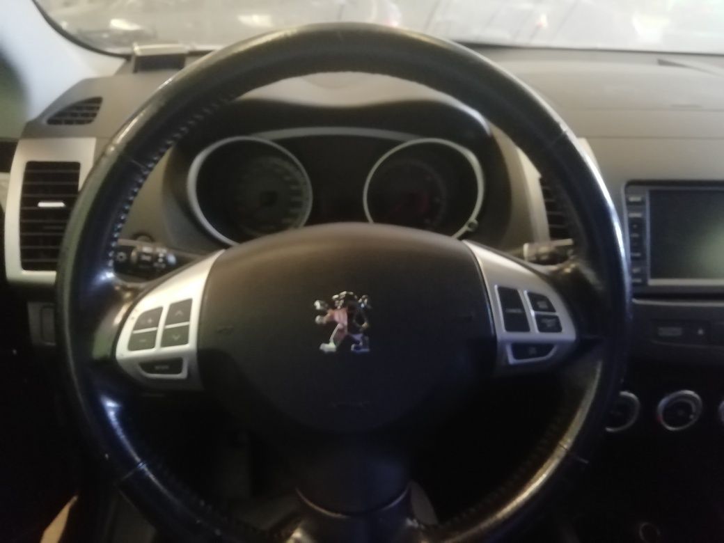 Peugeot 4007, Ano 2009, motor 2.2 HDI, todo as peças