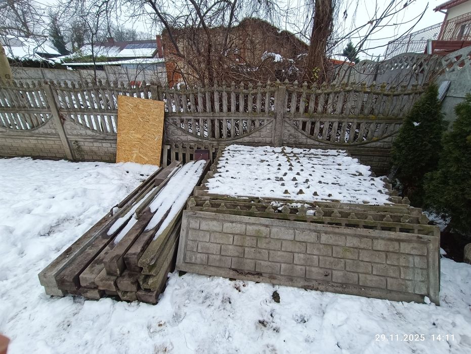 Sprzedam płot betonowy, bramę z furtką, siatkę ogrodzeniową