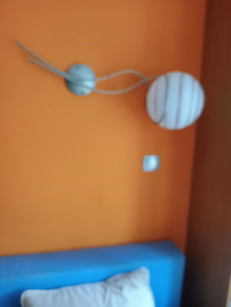 Pilnie sprzedam komplet lamp wisząca plus kinkiet