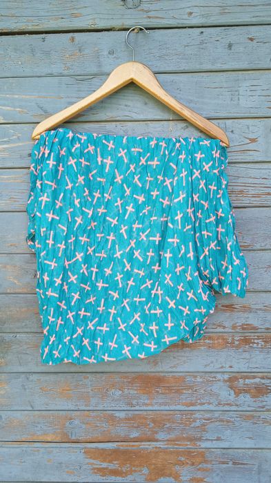 Super chusta komin na lato turkusowa krzyże Madonna