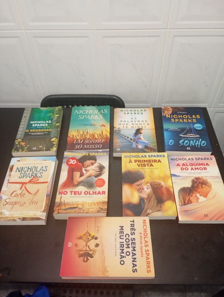 Vendo livros Nicholas Sparks como novos