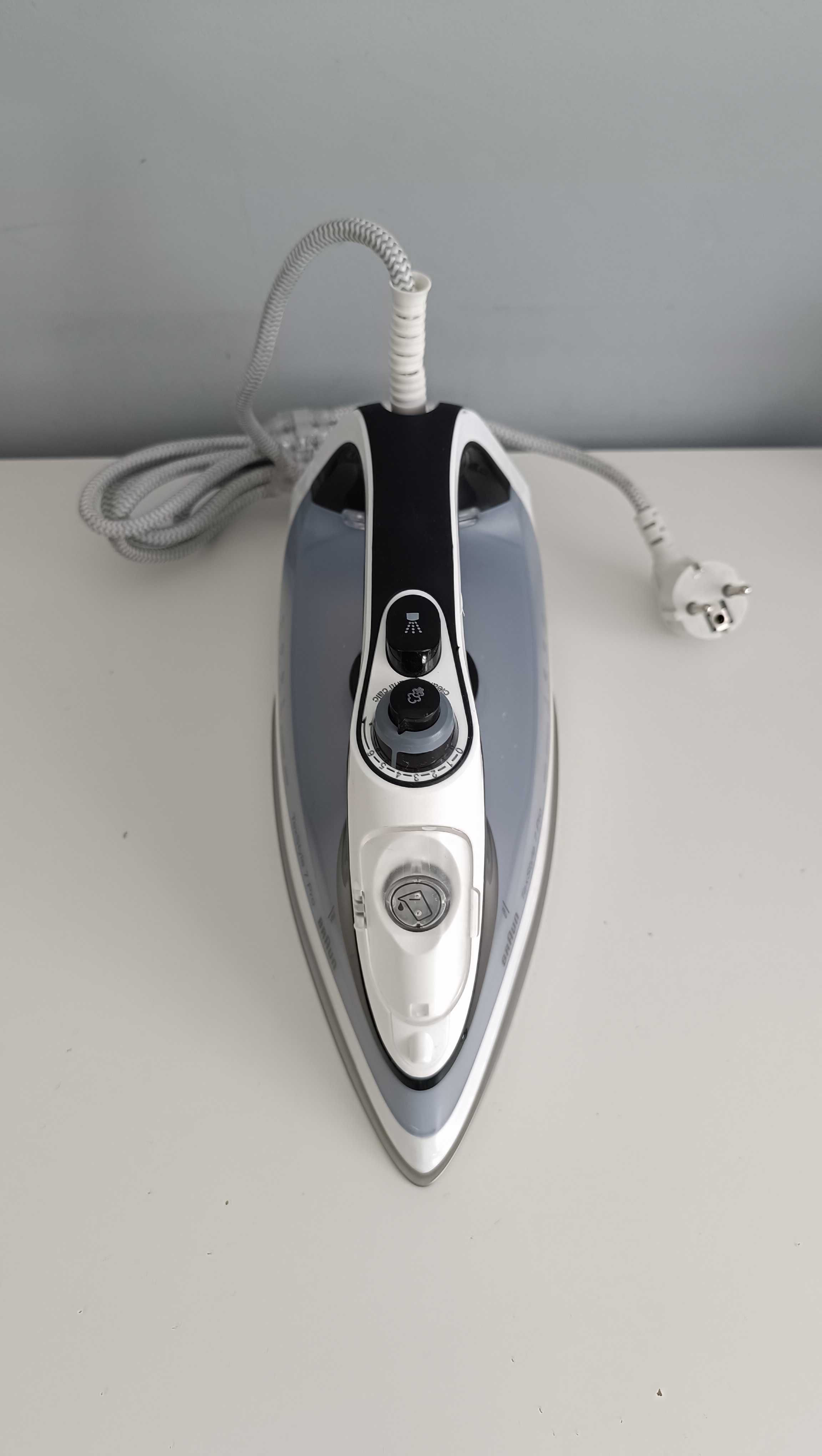 Żelazko Braun TexStyle 7 SI7149WB FreeGlide 3D 220g/min