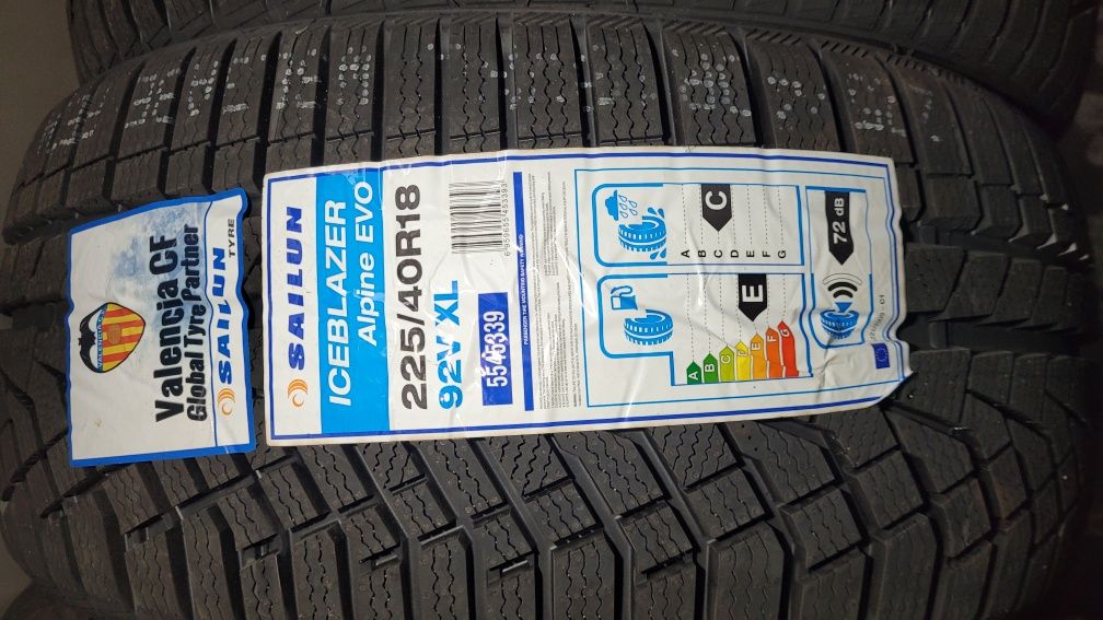 225/40r18 Zimowa Opona Sailun  Car Service