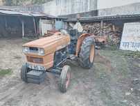 Trator Kubota l285