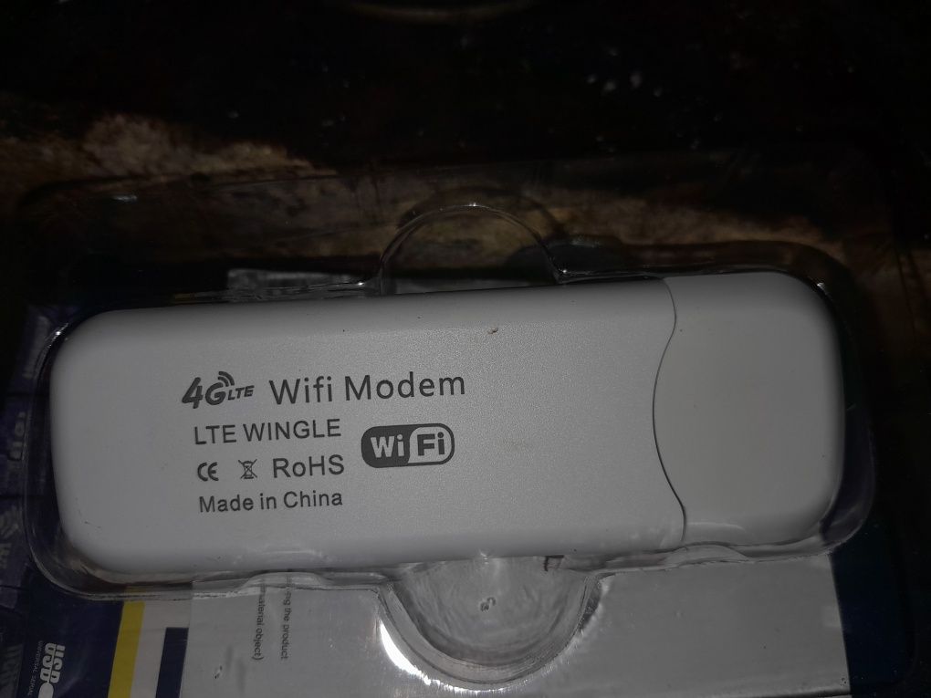 Прлдам WIFI MODEM новый привезен с за бугра.