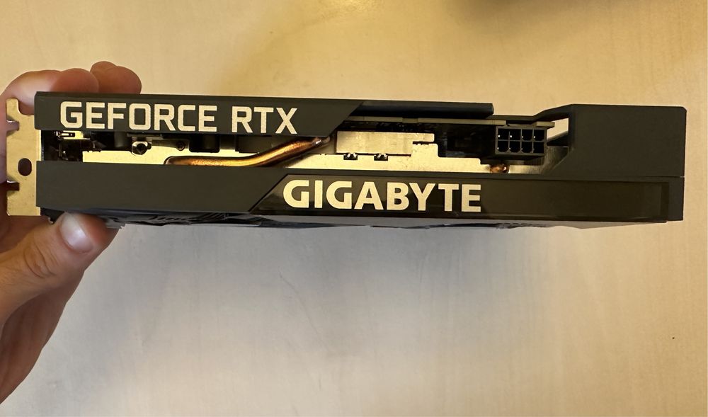 Продам Gigabyte RTX 3050