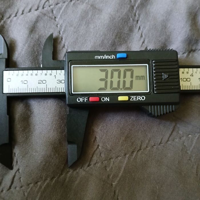 Sprzedam suwmiarkę elektroniczną