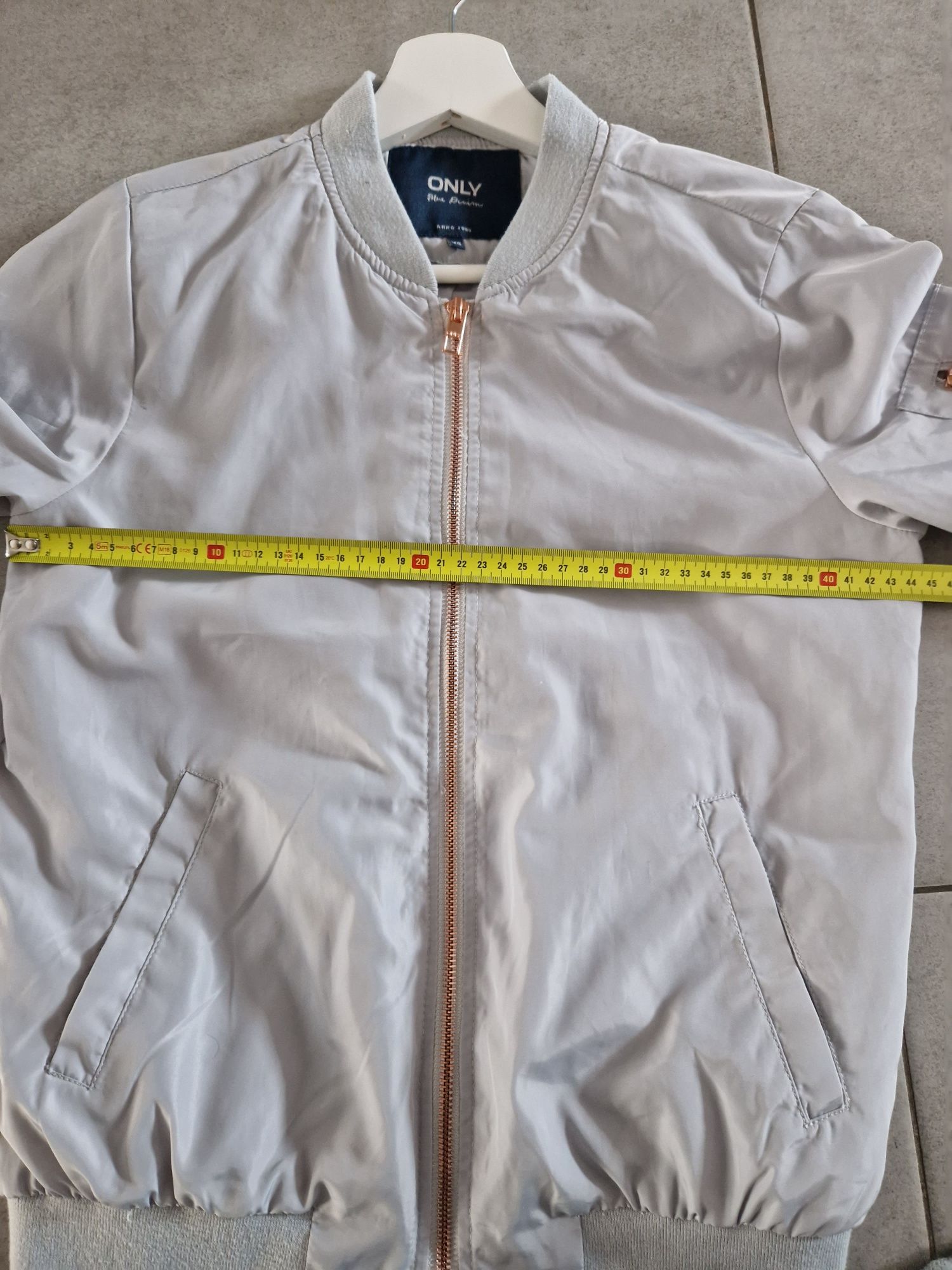 Kurtka wiosenna damska bomberka Only xs