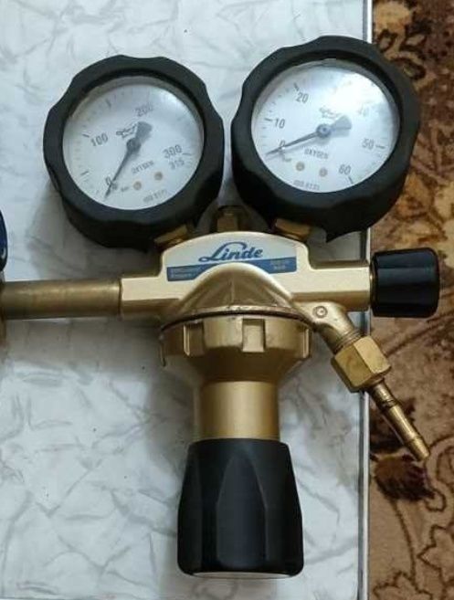 Редуктора на балон для технічних газів.