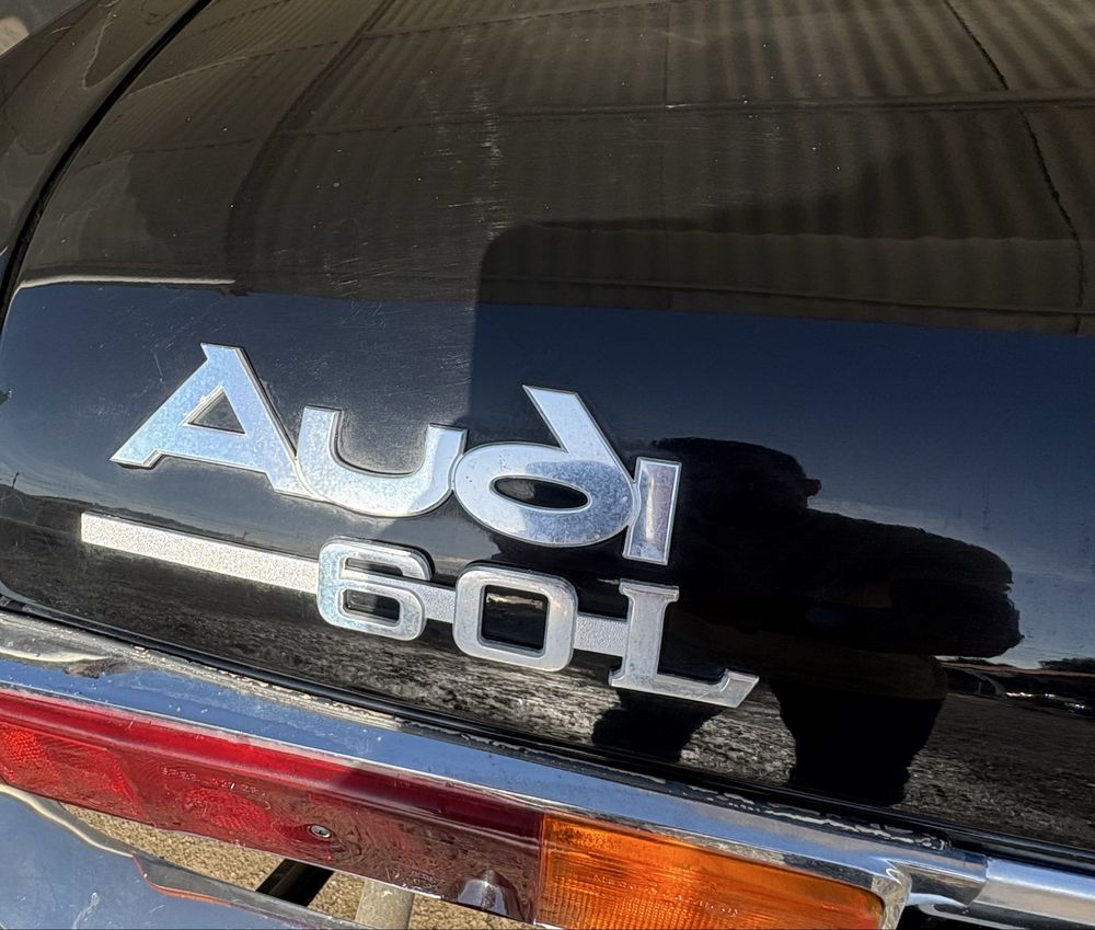 Audi 60l muito bom estado (unico)