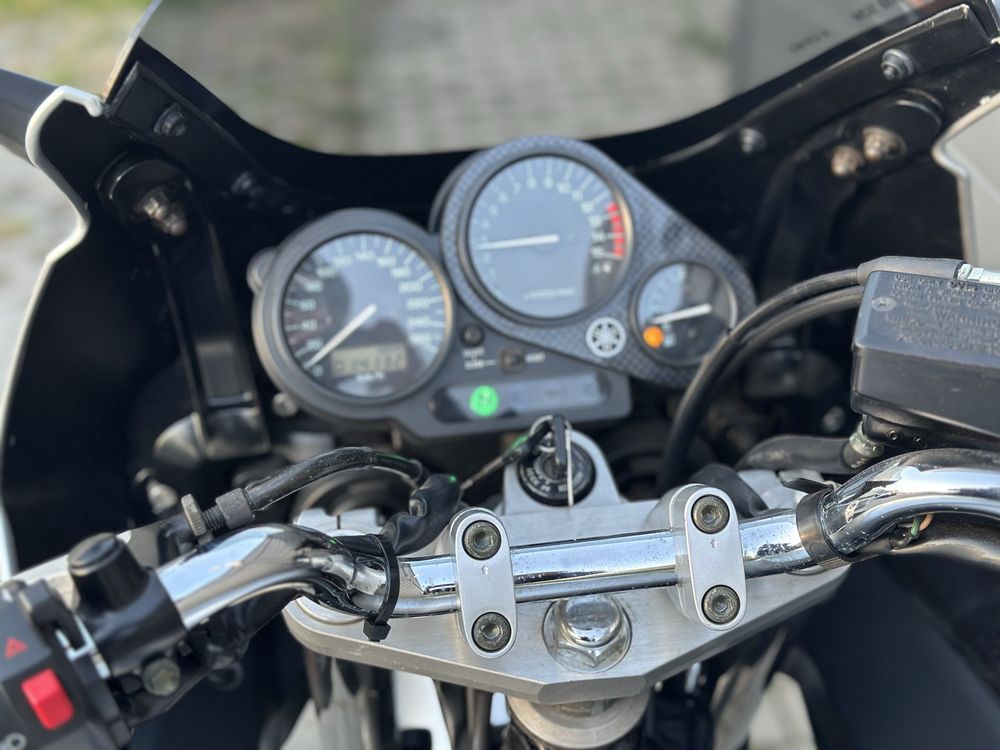 Yamaha Fazer 600 z 2001r 1 wlasciciel Niemcy 14 tys km
