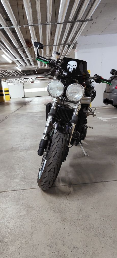 Motocykl Triumph Speed Triple 955i