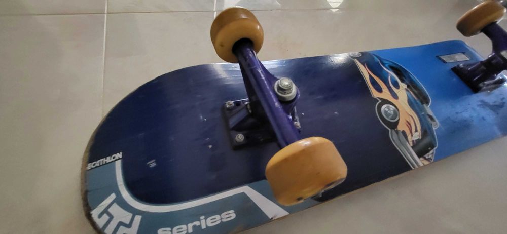 Deskorolka  Decathlon SK 210 - 100 Kg MAX