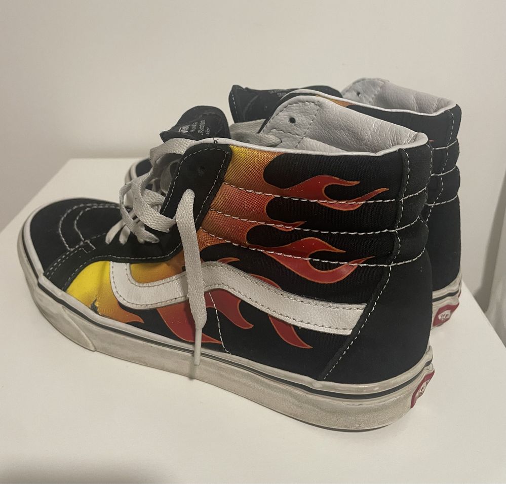 Vans Cano Alto, Blaze/Fogo