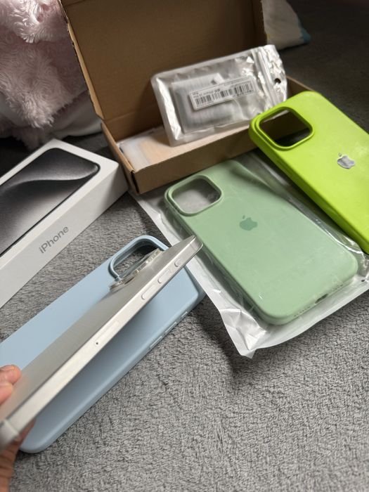 I phone 15 pro max 256gb