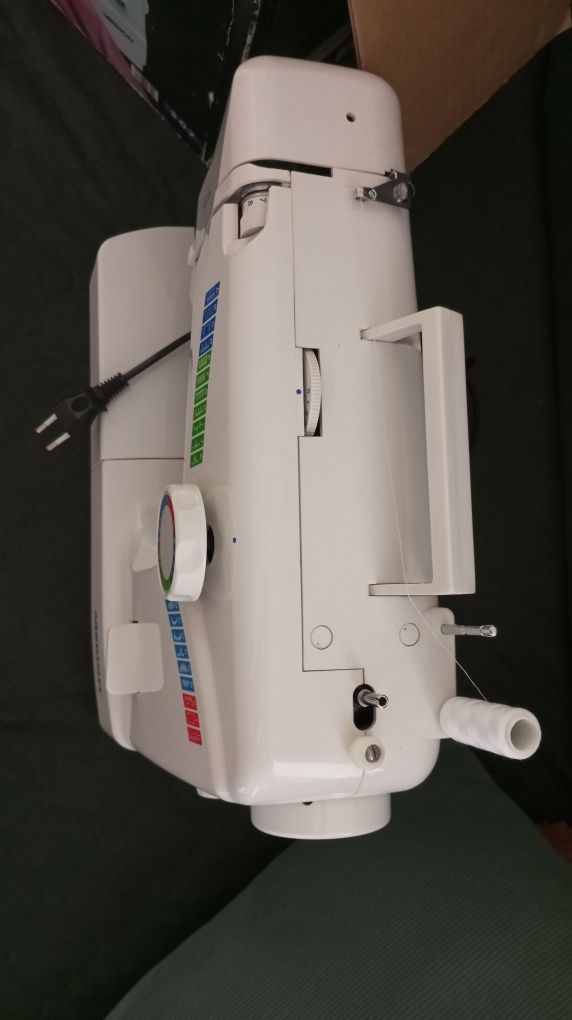 Máquina de costura MEDION