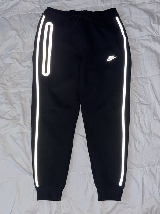 Nike tech fleece reflective pants