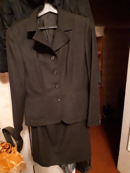 Англійський шерстяний костюм 40 і піджак розміру