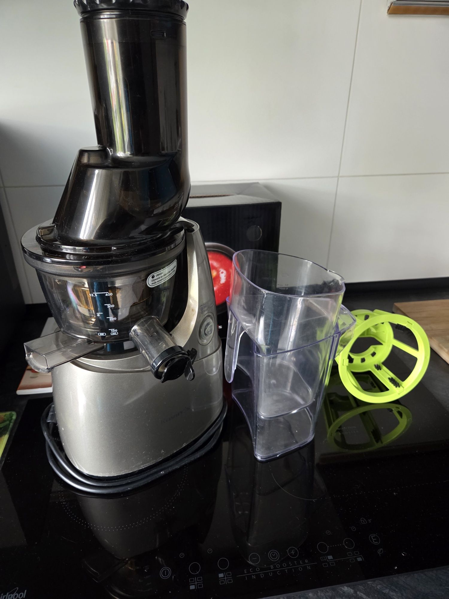 Wyciskarka wolnoobrotowa Kuvings B6000+ Srebrna