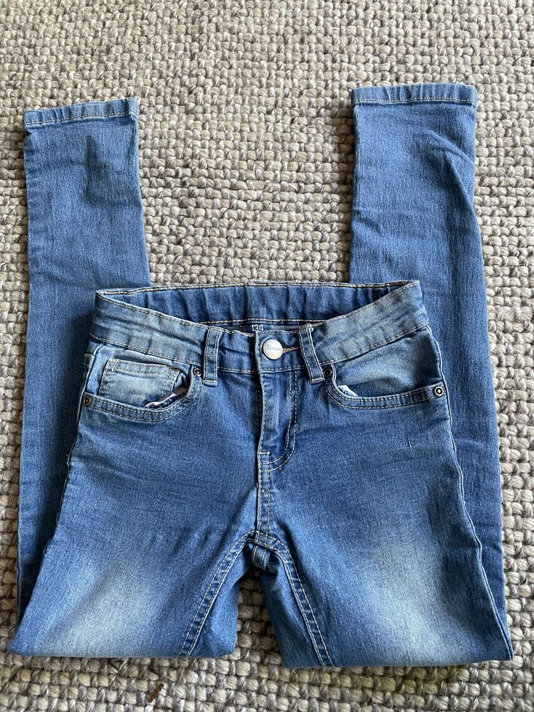 Spodnie jeansy 134 cm