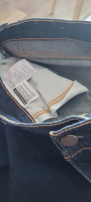 Levis 514  34/32