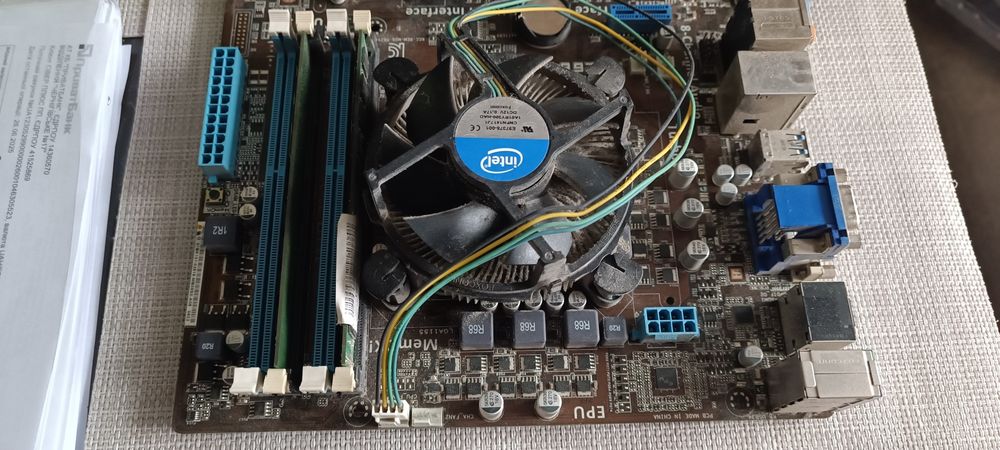Материнська плата Asus P8Z68-V LX, s1155 + intel core 2500k 3.3МГц