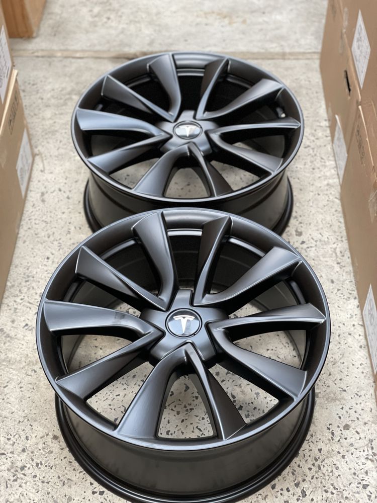 Диски Нові Tesla Model 3  R19/5/114,3 Model Y в Наявності