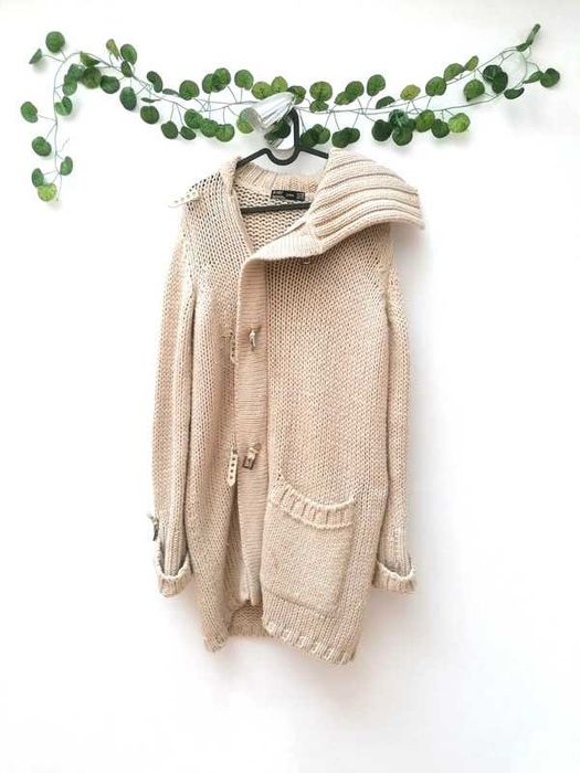 Casaco de Malha Bege