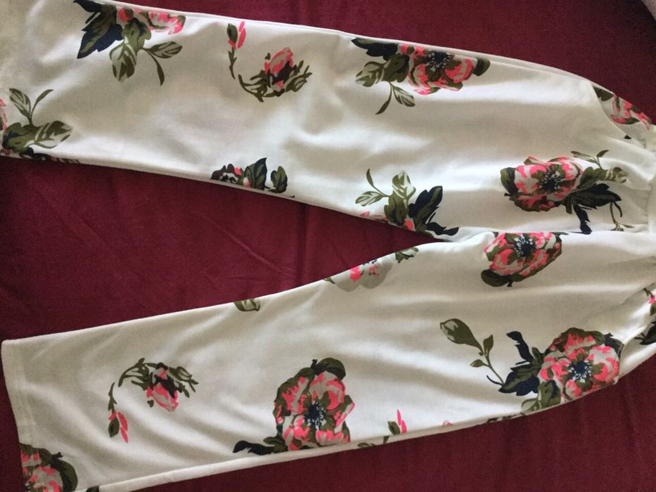 Брюки/ штаны на девочку