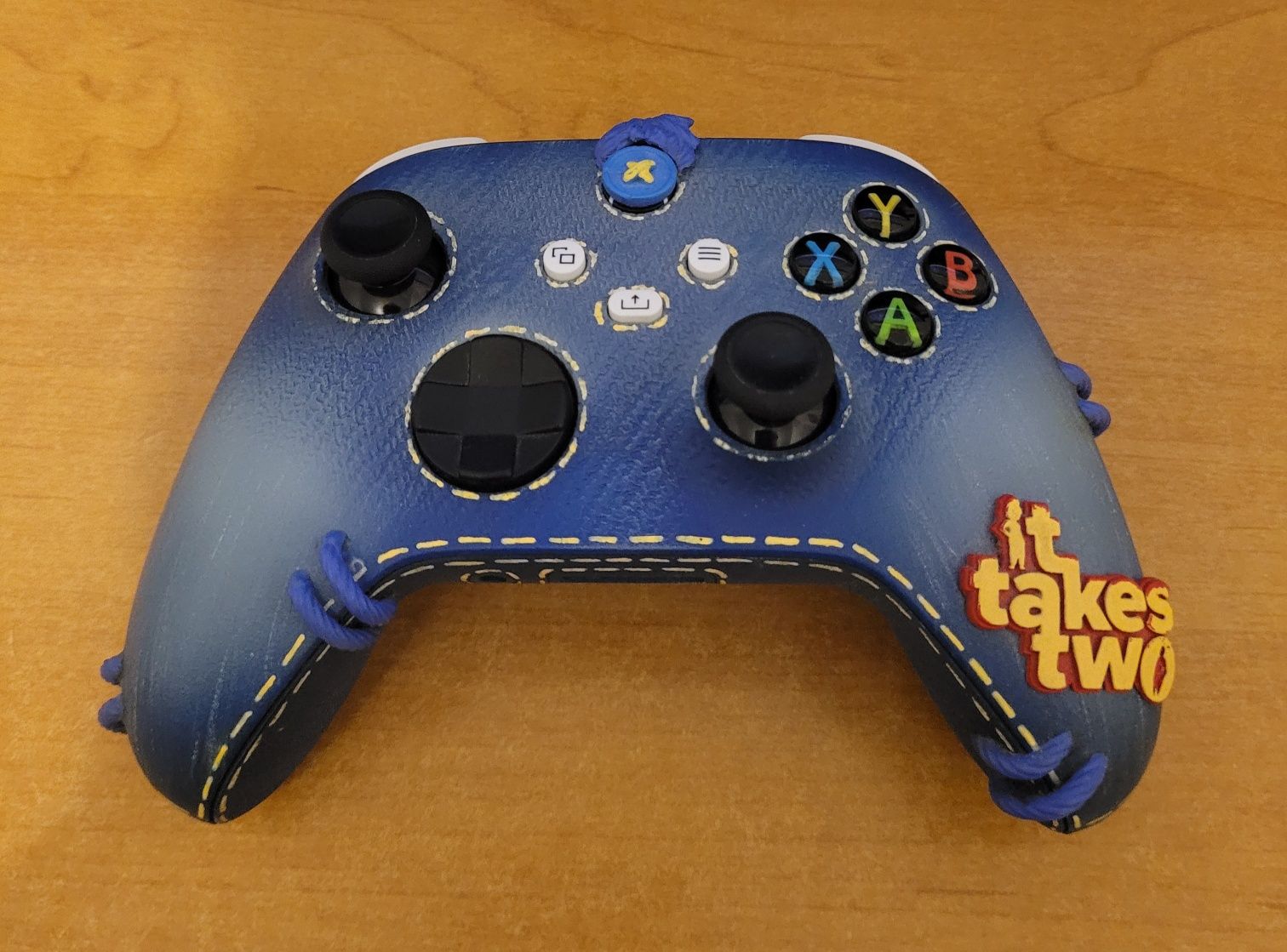 Limitowany Kontroler/Pad Xbox It Takes Two "May" Edition