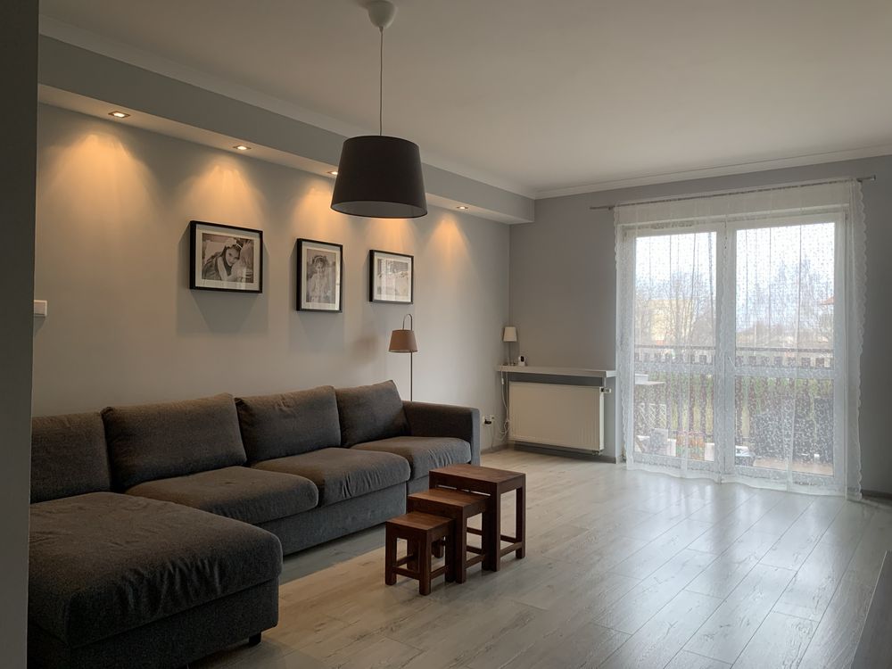 Komfortowe mieszkanie 3 pokojowe w Legnicy z balkonem i garażem