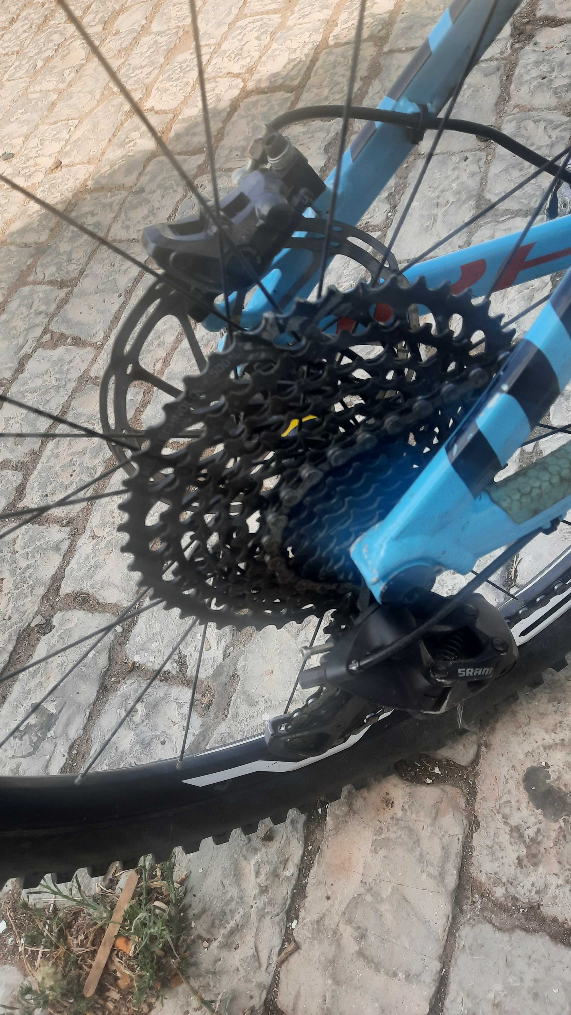 Bicicleta BTT/Enduro/All Moutain