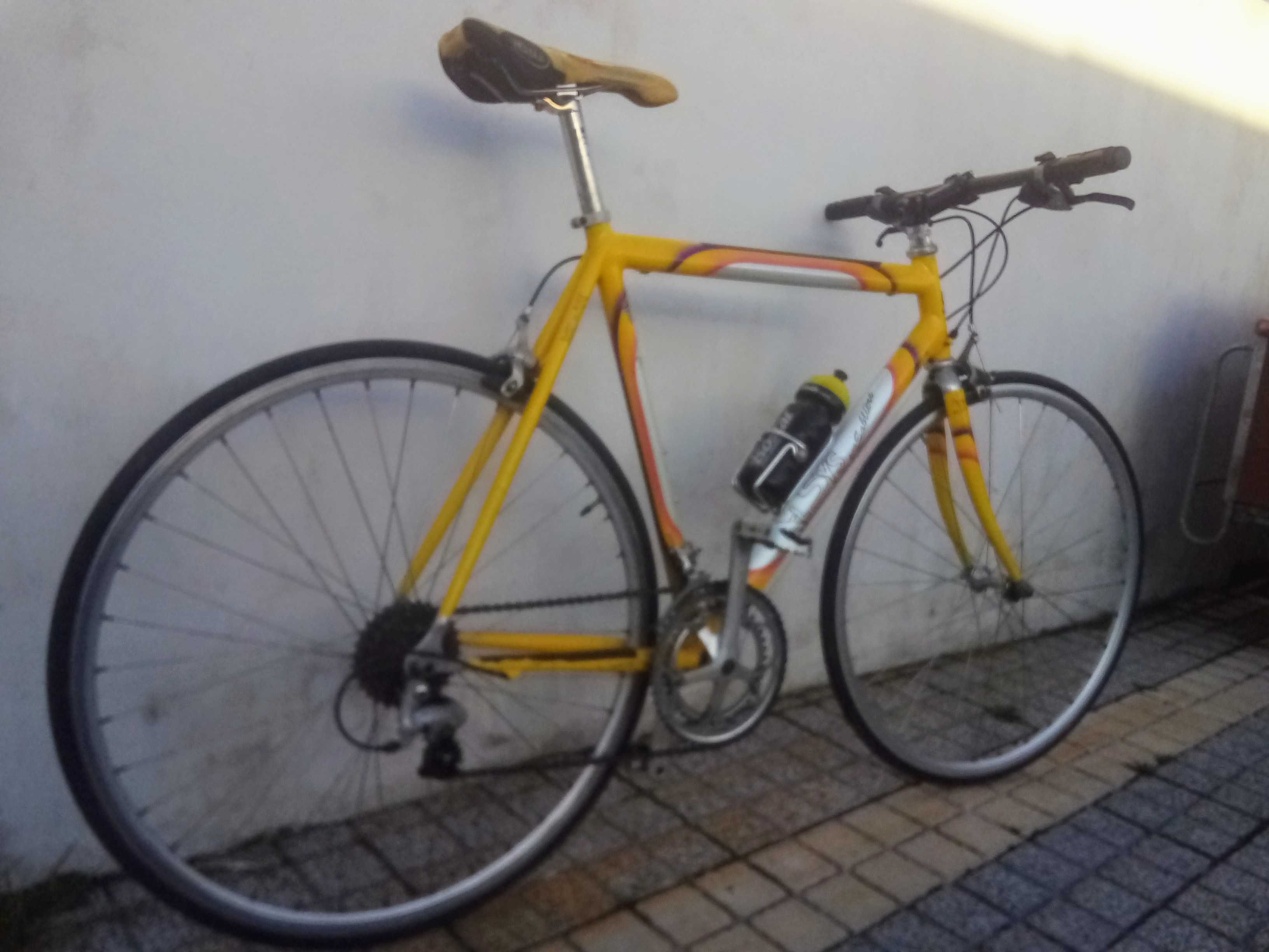 Bicicleta estrada de alumínio