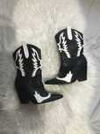 Botas/ Botins estilo texanas / cowboy em preto e branco - usadas apenas 2 ou 3 vezes