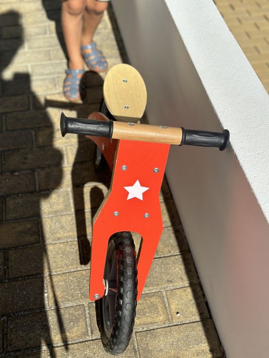 Bicicleta criança roda 10/12 para crianças ate 6 anos