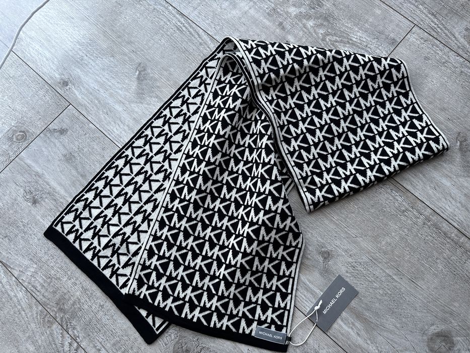 Nowy oryginalny szal damski unisex michael kors monogram logo