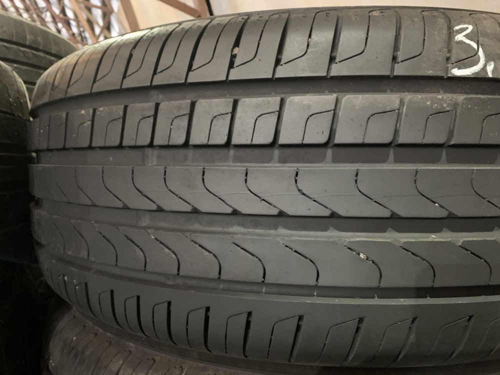 Шины б/ у лето 235/45-17 Pirelli Cinturato P7