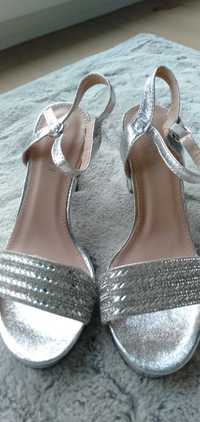 Sandały damskie srebrne r.39 nowe